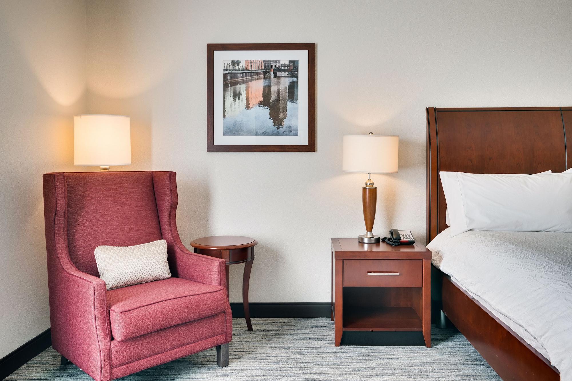 Hilton Garden Inn Milwaukee Airport Bagian luar foto
