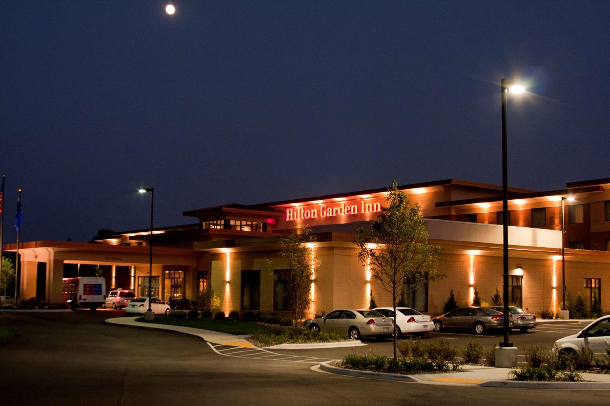 Hilton Garden Inn Milwaukee Airport Bagian luar foto