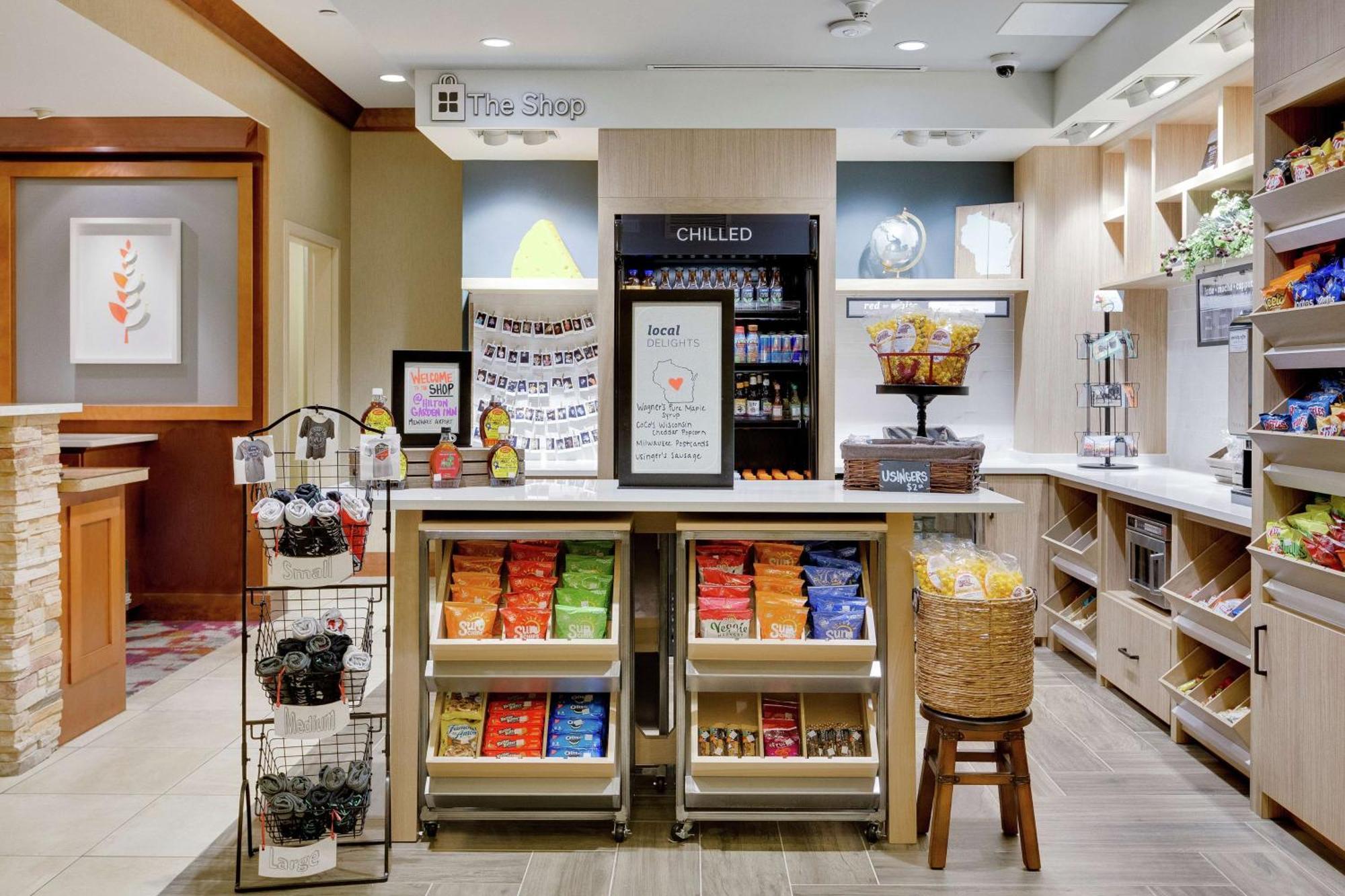 Hilton Garden Inn Milwaukee Airport Bagian luar foto