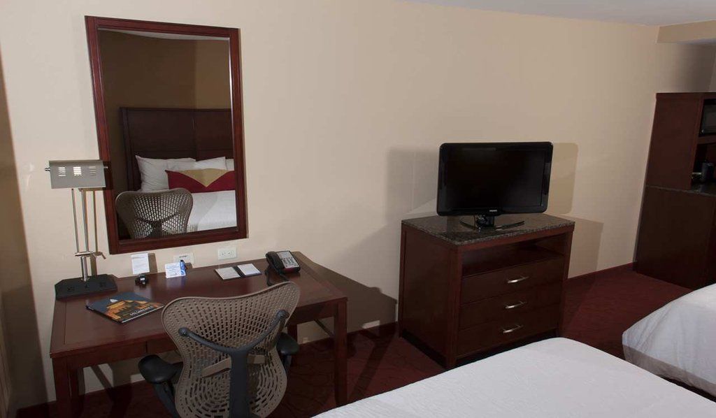 Hilton Garden Inn Milwaukee Airport Bagian luar foto